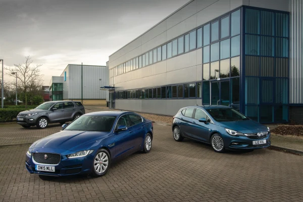 Coche de empresa ¿Vehículo fiscalmente deducible?